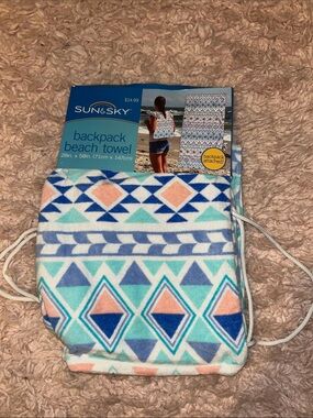 NWT Sun & sky  Beach Towel with Attached Backpack - Aqua, Coral & Navy